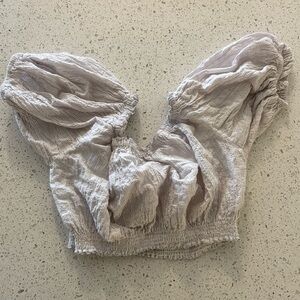 Kimchi Blue / Urban Outfitters puff sleeve crop top